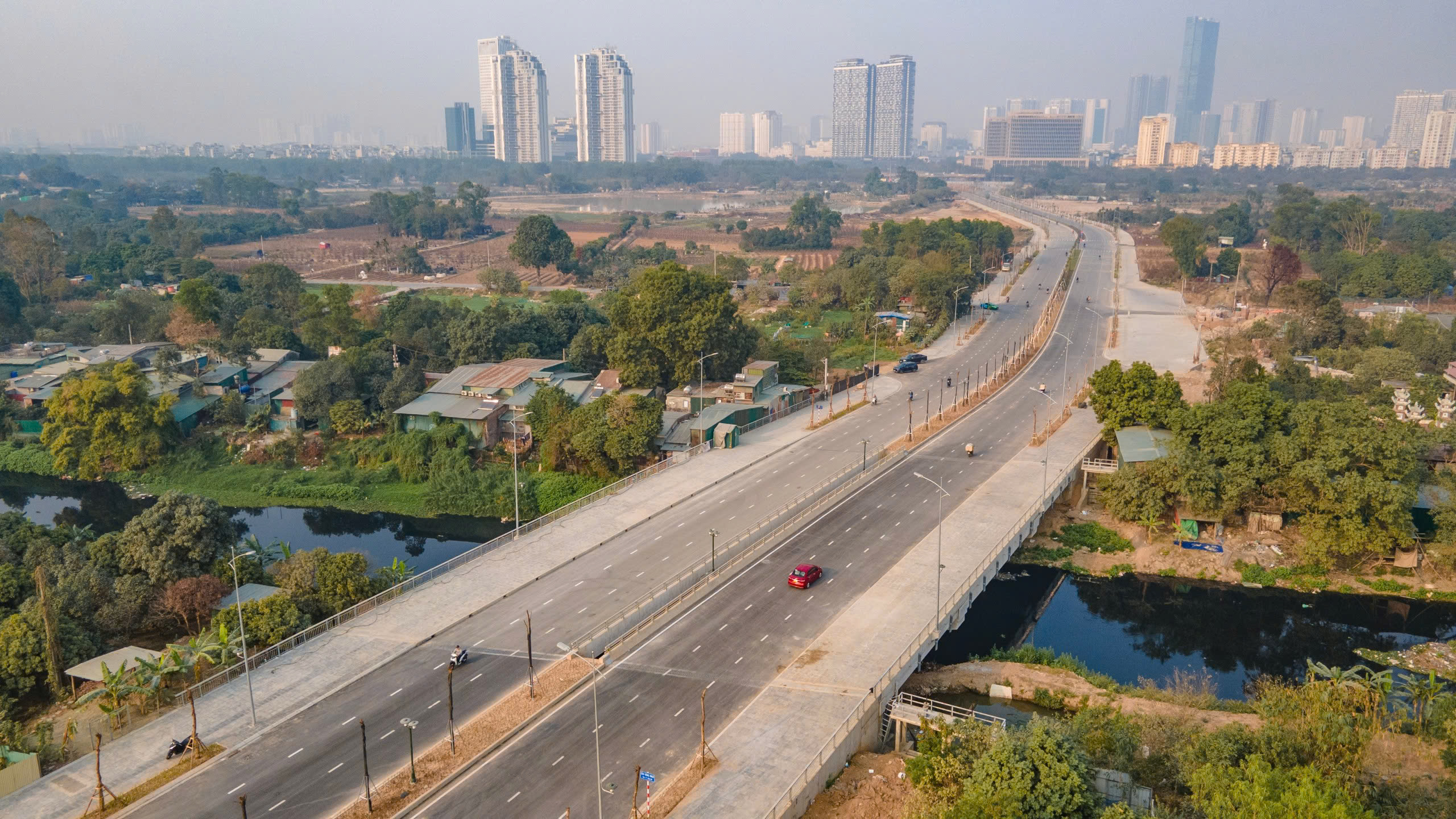 Cận cảnh đường Lê Quang Đạo trước ngày tạm thời thông tuyến- Ảnh 6.