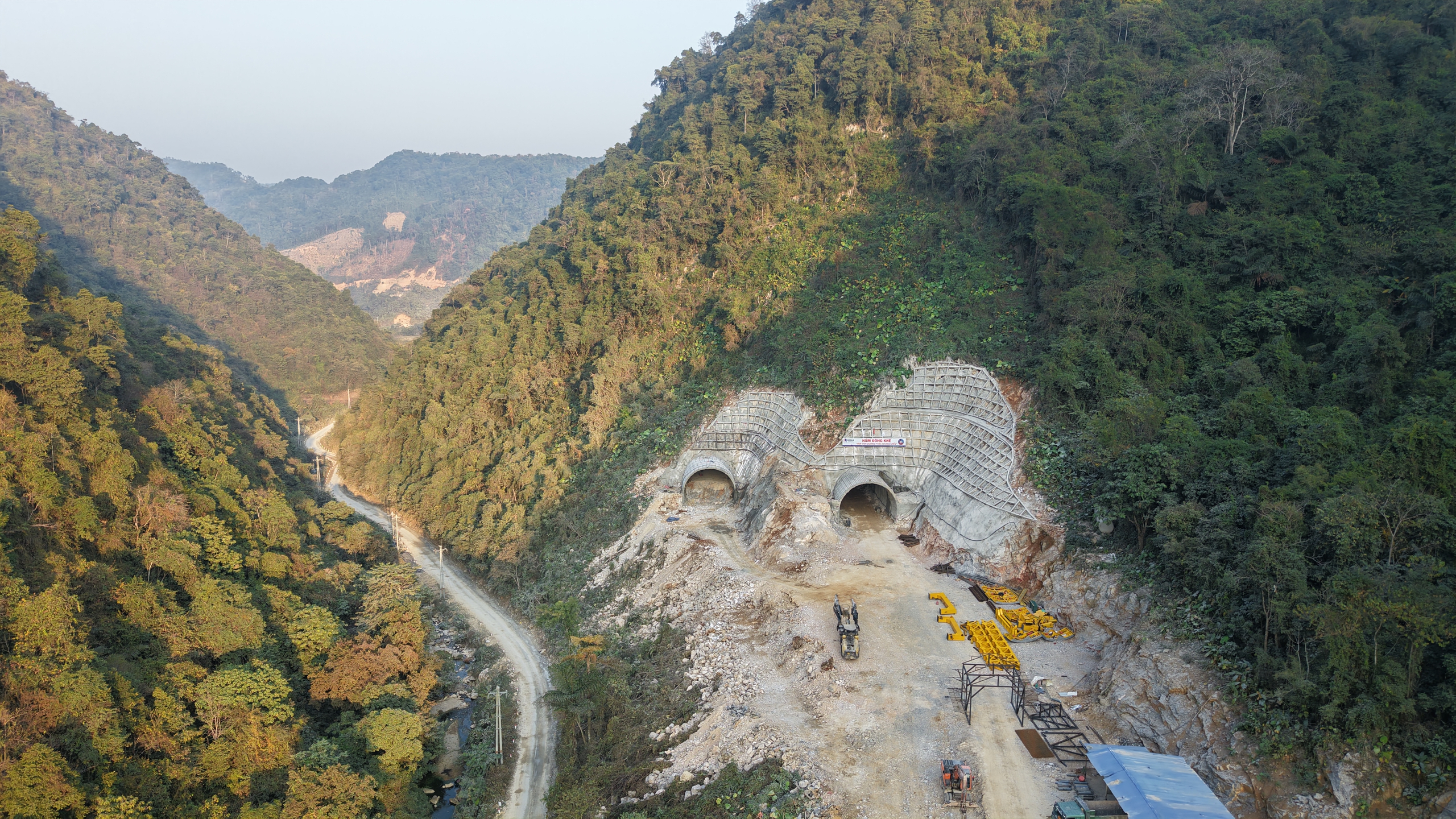 Thông tuyến cao tốc Đồng Đăng - Trà Lĩnh ngay trong năm 2025- Ảnh 2.