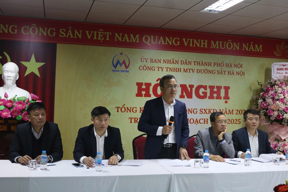 Metro Hà Nội đặt mục tiêu phục vụ hơn 19 triệu hành khách năm 2025- Ảnh 1.