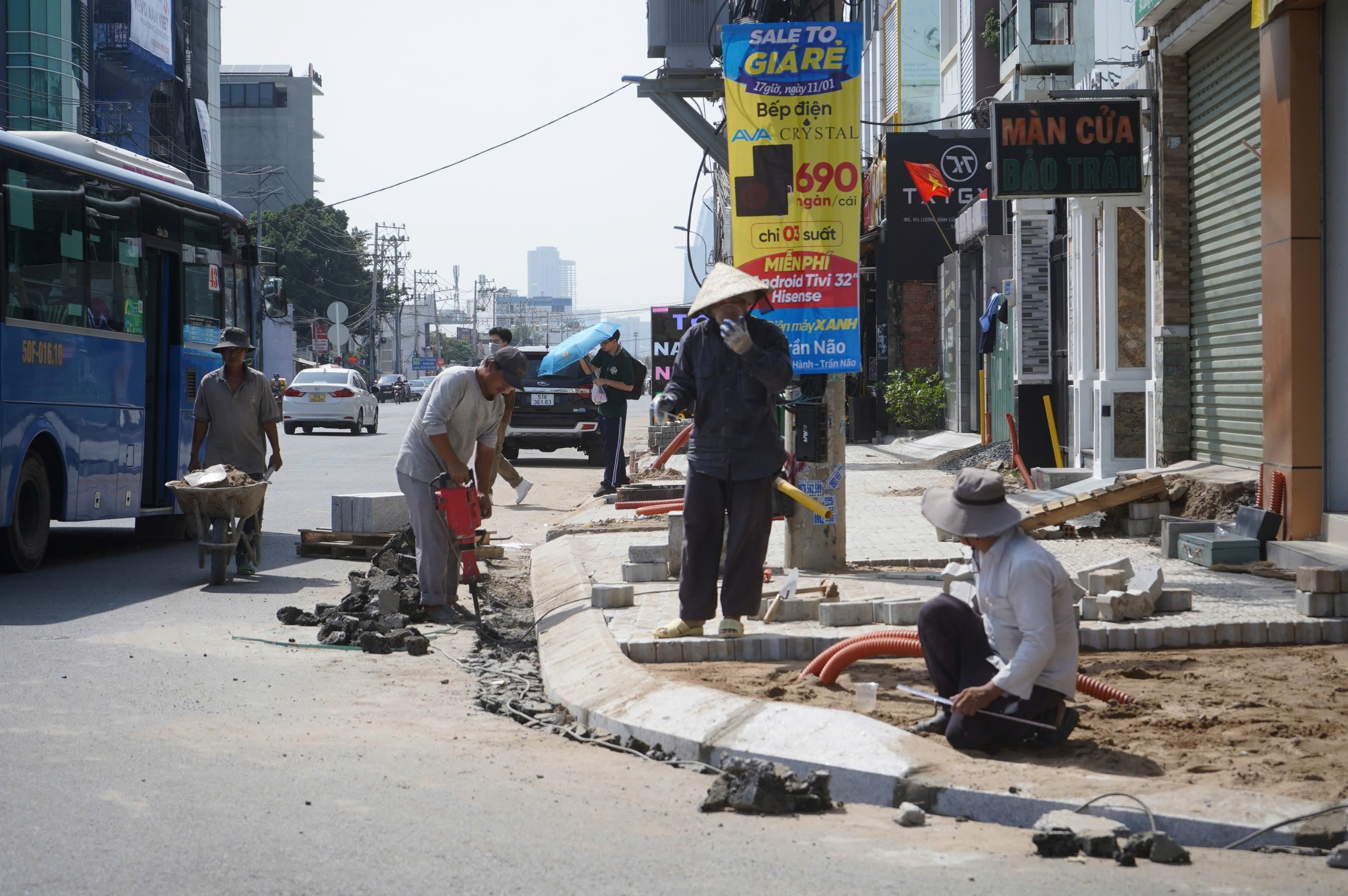 Cận cảnh tuyến đường 800 tỷ phía đông TP.HCM sắp về đích sau gần 10 năm thi công- Ảnh 7.