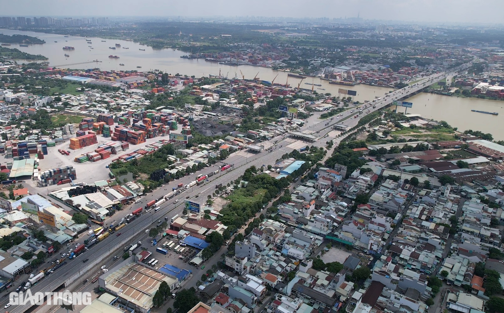 Từ 0h ngày 23/2, các phương tiện lưu thông thế nào khi kiểm định cầu Đồng Nai cũ?- Ảnh 1.