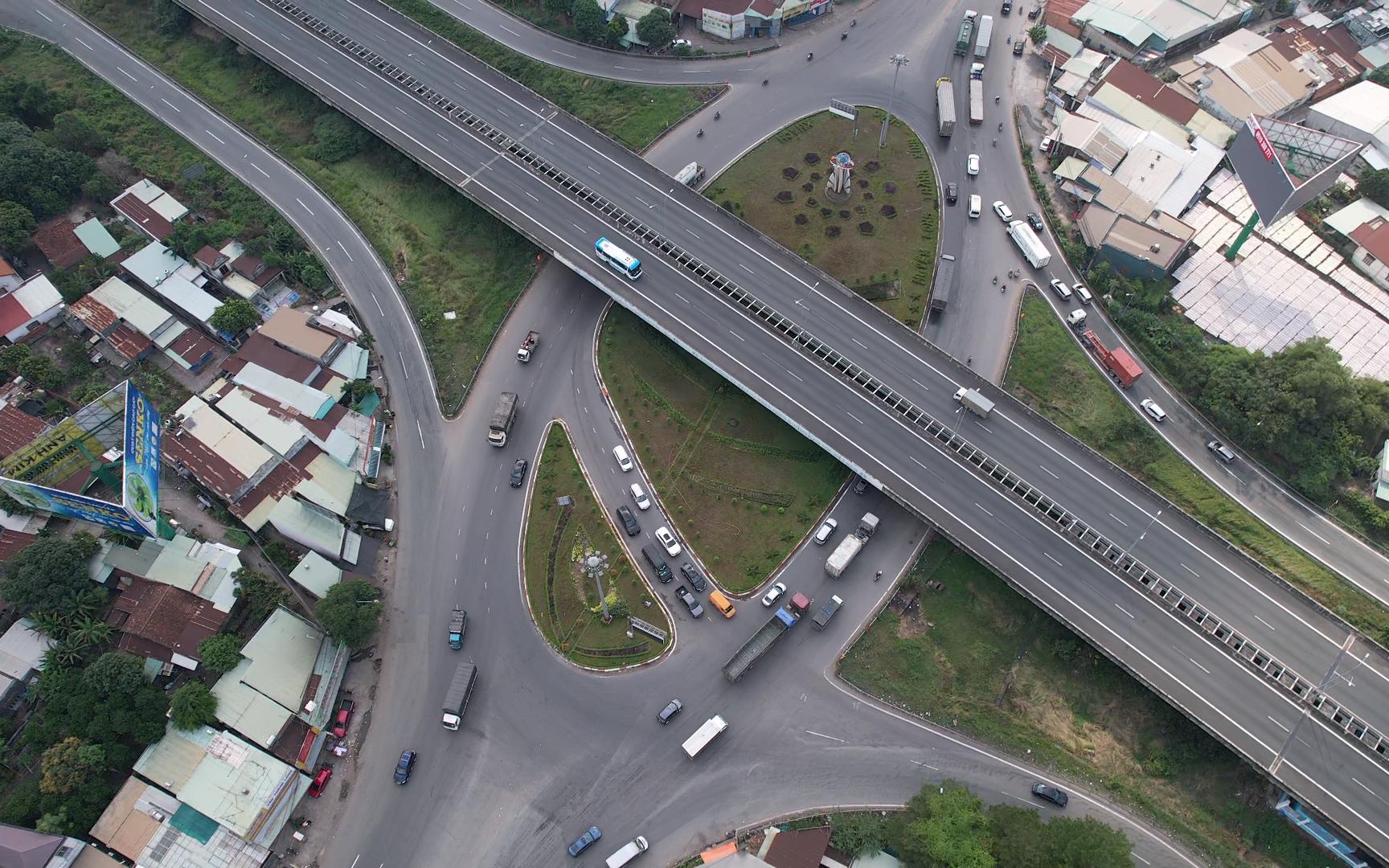 Năm 2025 vùng ven sân bay Long Thành triển khai hàng loạt tuyến đường lớn