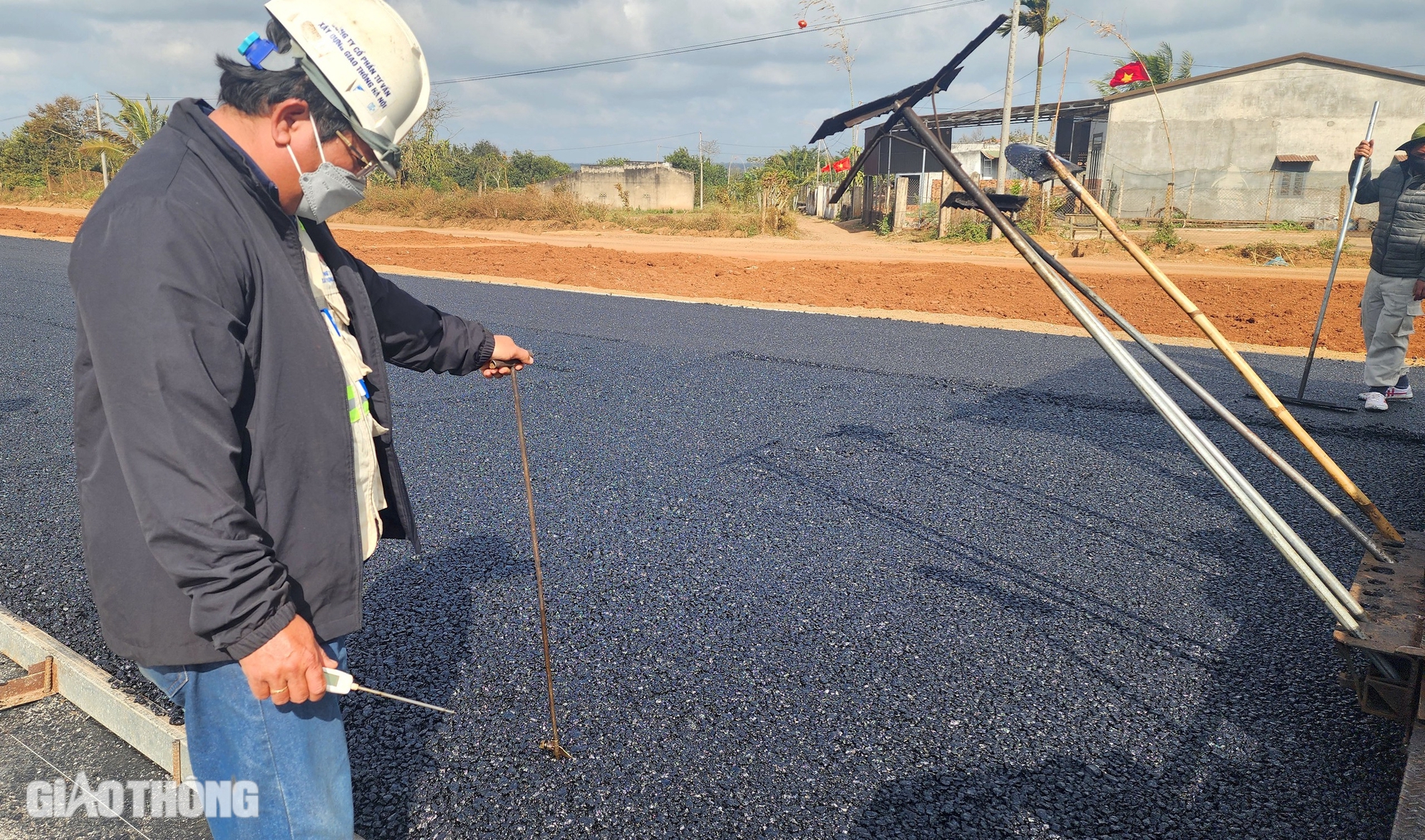 Công trường cao tốc Khánh Hòa - Buôn Ma Thuột nhộn nhịp sau Tết- Ảnh 3.