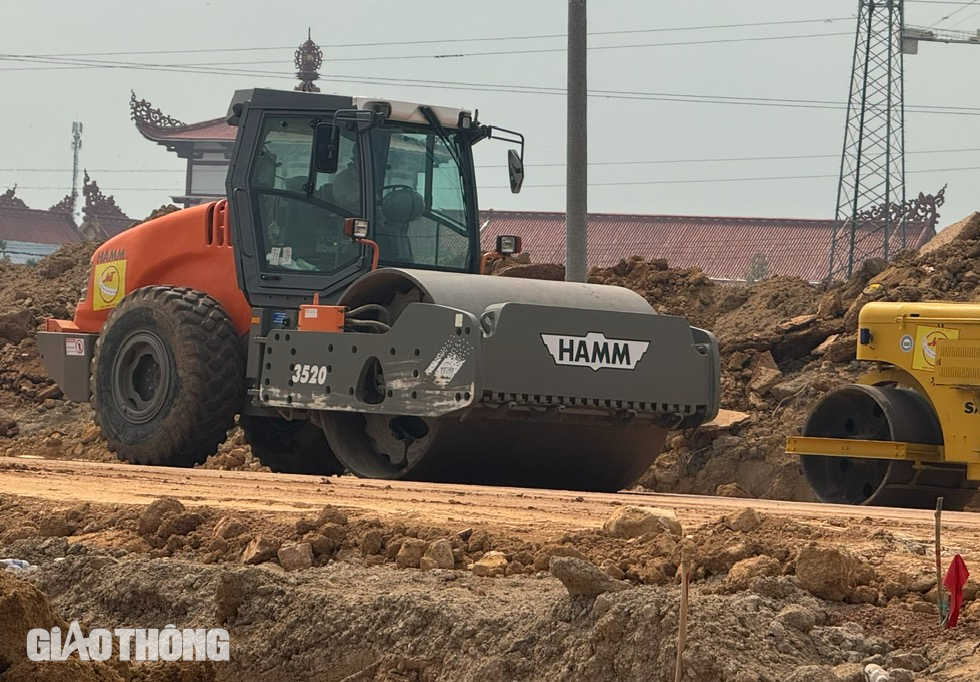 Dồn lực thi công xuyên ngày đêm trên cao tốc Biên Hòa - Vũng Tàu qua Đồng Nai- Ảnh 7.