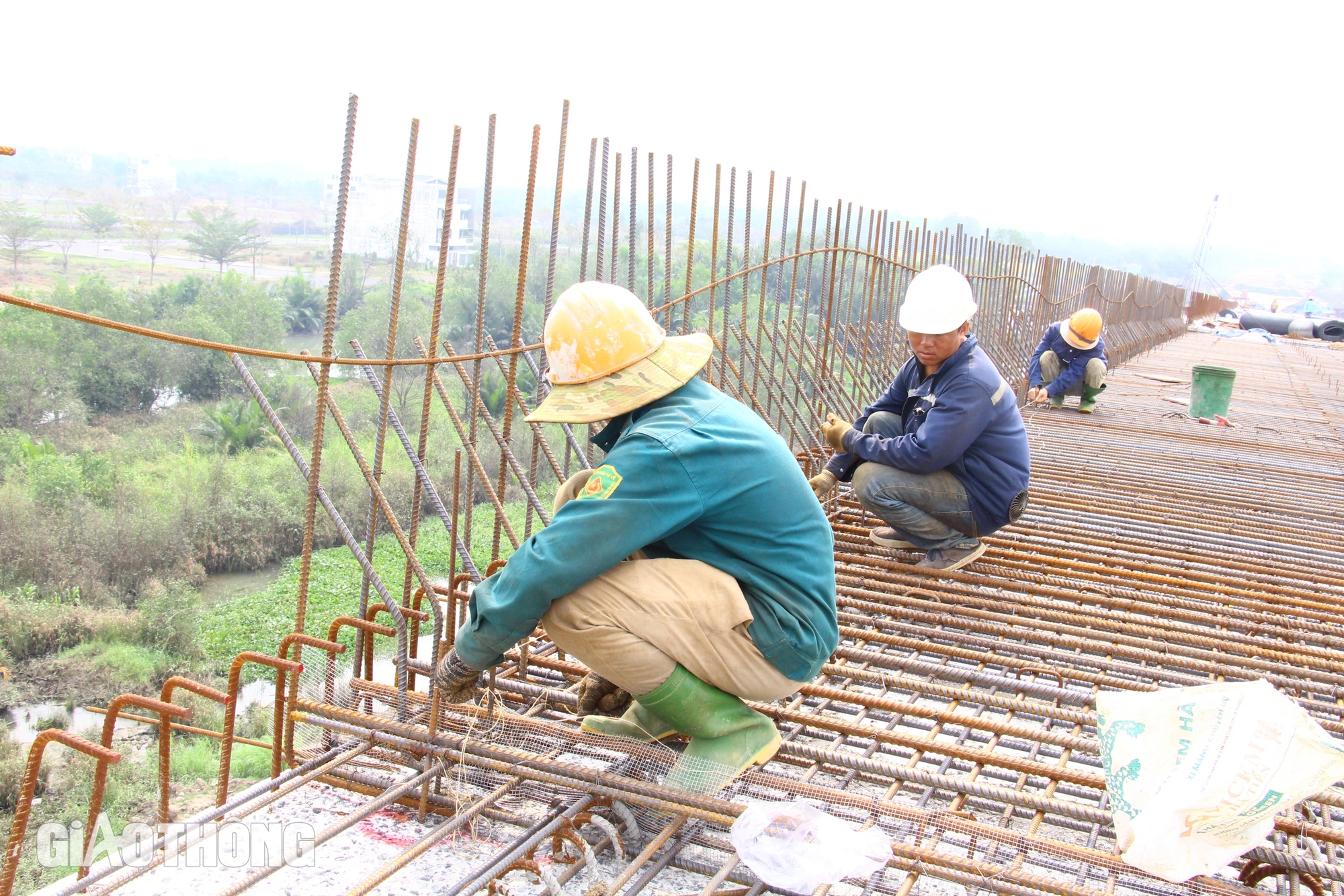 Toàn cảnh cầu Nhơn Trạch sắp hợp long, đường dẫn đã thảm nhựa- Ảnh 4.