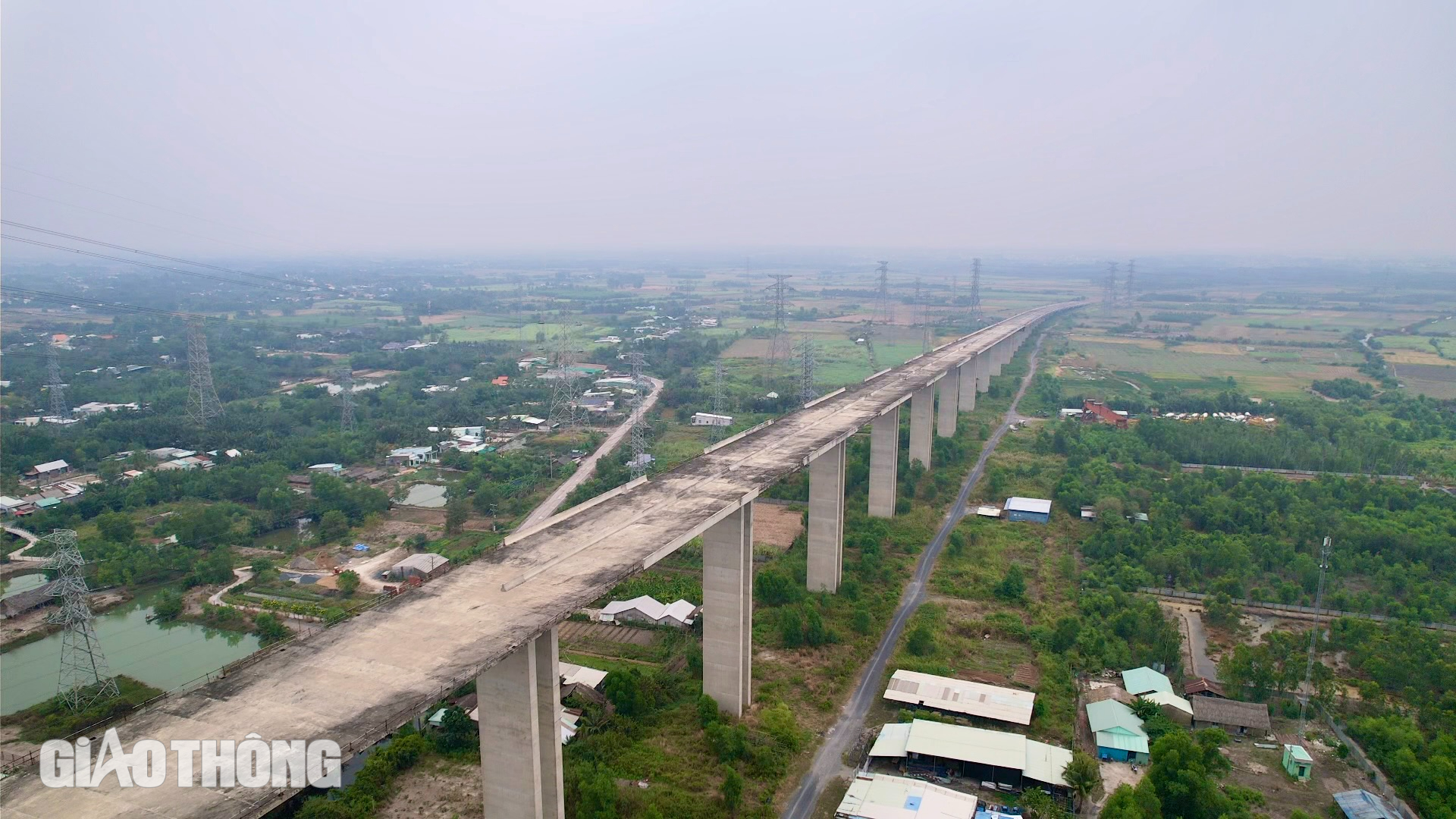 Toàn cảnh nhánh phía Đông cao tốc Bến Lức - Long Thành sẽ thông xe dịp 30/4- Ảnh 12.