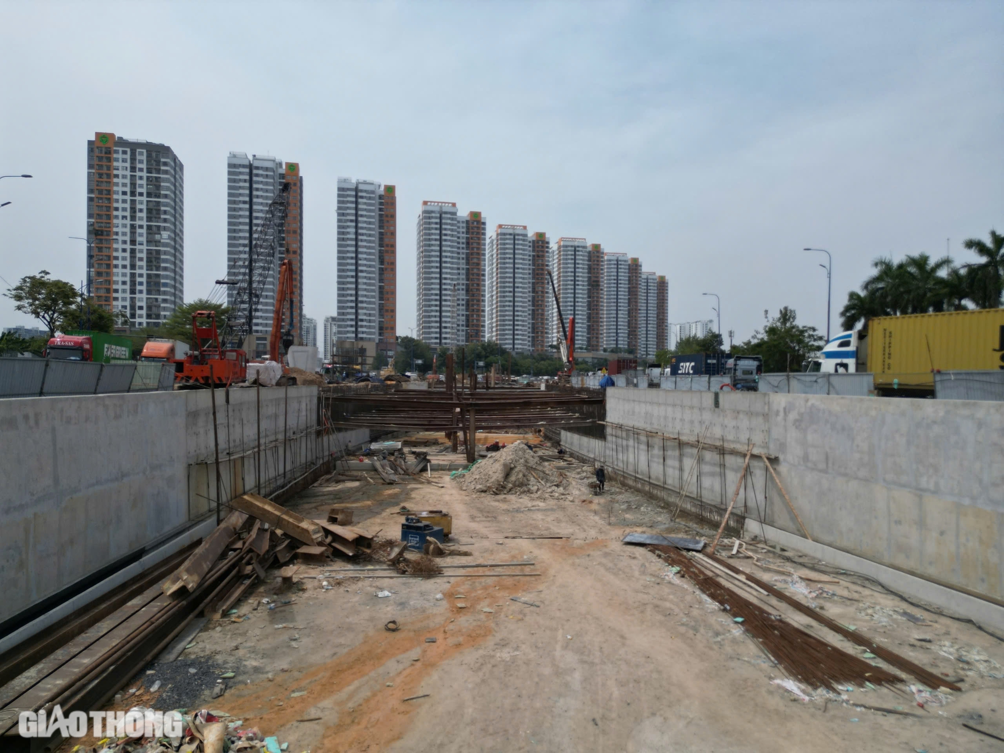 Ngắm hầm chui tại nút giao hoành tráng nhất TP.HCM sắp thông xe- Ảnh 10.
