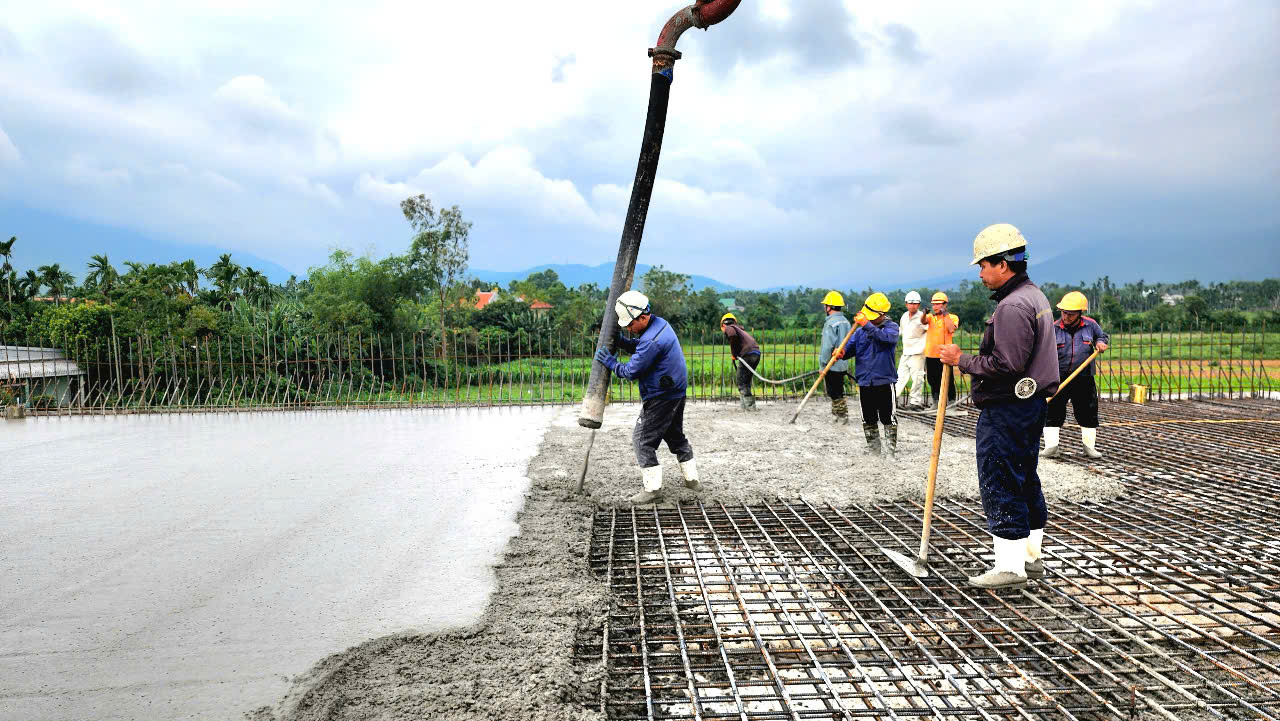 Tăng tốc thi công 77 cầu trên cao tốc Quảng Ngãi - Hoài Nhơn- Ảnh 14.