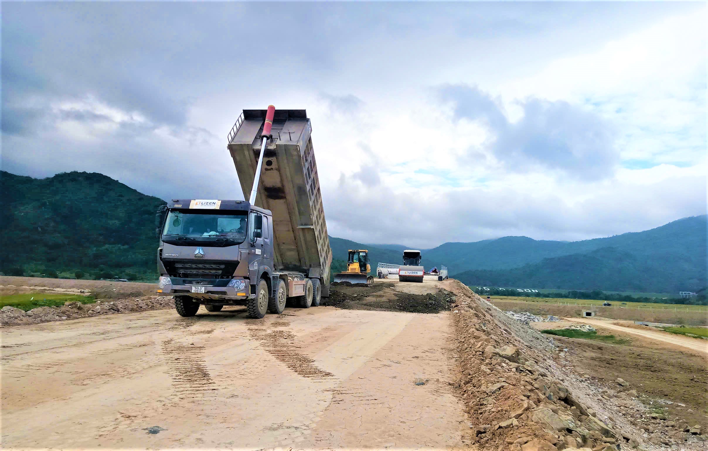 LIZEN là nhà thầu tiên phong về đích trên cao tốc Vân Phong - Nha Trang- Ảnh 9.