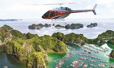 Giá của một tour du lịch trực thăng ngắm Vịnh Hạ Long bao nhiêu?