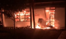 Nhiều tài liệu bị thiêu rụi khi Phòng Giáo dục bốc cháy