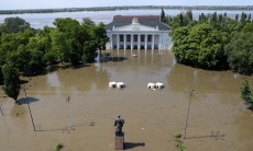 17.000 dân phải di tản vì vỡ đập chiến lược ở Kherson