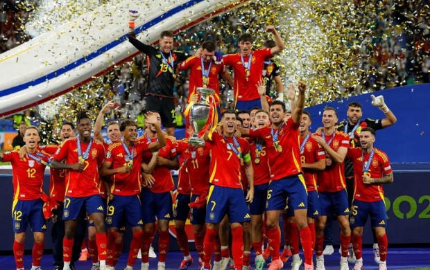Tây Ban Nha Lên Ngôi Euro 2024: Thắng Kịch Tính Anh Nhờ Bàn Thắng Phút 86
