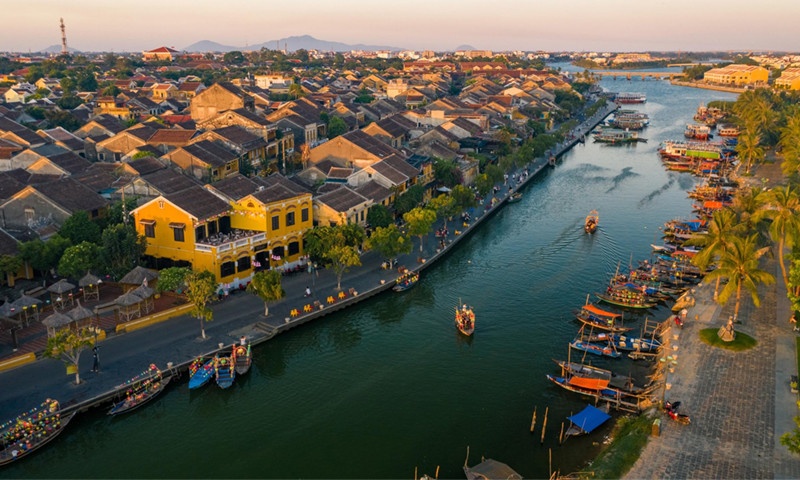 Hội An là một trong những thành phố cổ kính và đẹp nhất Việt Nam