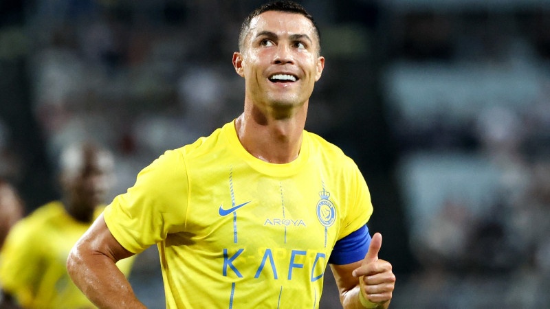 Cristiano Ronaldo trong màu áo Al Nassr