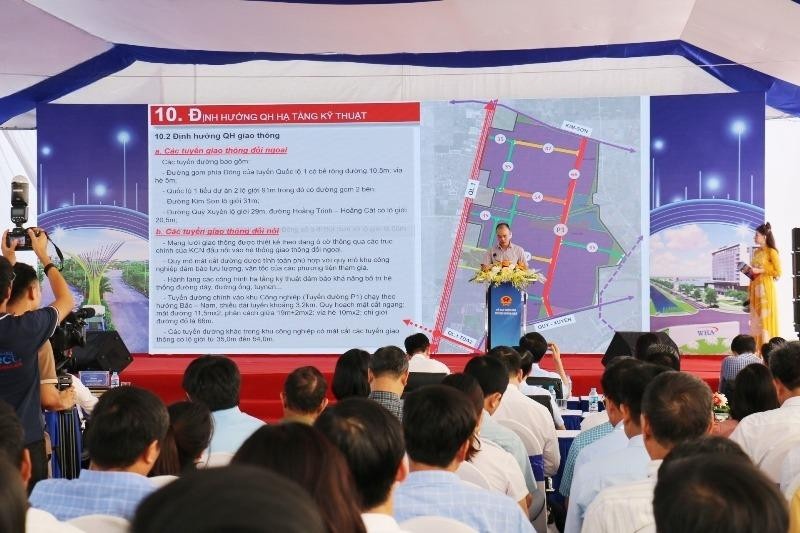 Toàn cảnh hội nghị công bố quy hoạch khu công nghiệp Phú Quý