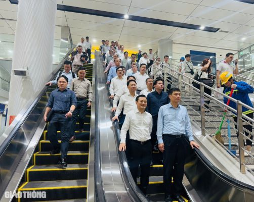 Hình ảnh metro số 1 trước ngày vận hành chính thức- Ảnh 1.